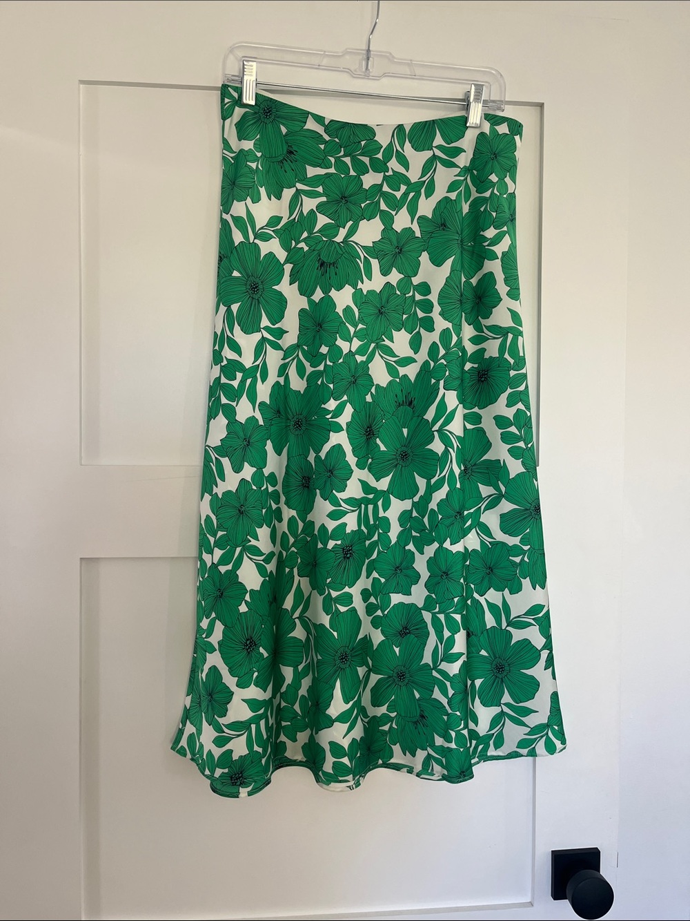 J Crew Green Floral Midi Skirt - Classic A-Line - Medium - excellent condition